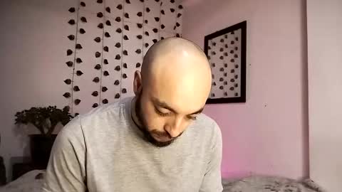 Snapshot of kamurasaki_atsui chatting on January 2, 11:52 am Komurasaki atsui online show from January 2, 11:52 am