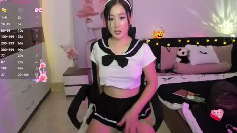 Snapshot of kamyelia chatting on October 25, 2:19 am Kamy   THX for  THUMBS UP online show from October 25, 2:19 am