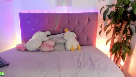 Snapshot of kanao_tsuyuri chatting on December 27, 10:59 pm  Kanao uwu online show from December 27, 10:59 pm