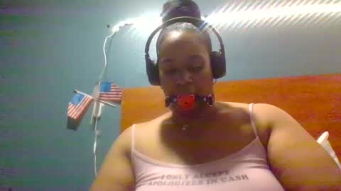 Snapshot of kandiikissed chatting on July 10, 11:46 am kandii Kissed online show from July 10, 11:46 am