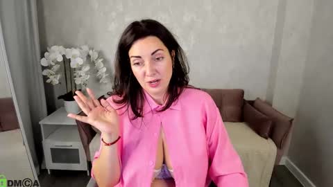 Snapshot of kandy_balls chatting on October 4, 9:57 pm kandy_balls online show from October 4, 9:57 pm