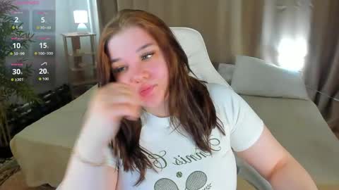 Snapshot of kandy_balls chatting on April 23, 4:09 pm kandy_balls online show from April 23, 4:09 pm