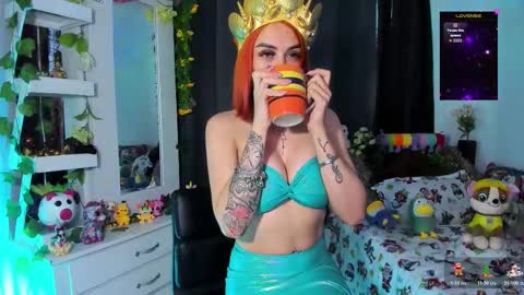 hello  Im Danni online show from December 21, 11:50 am