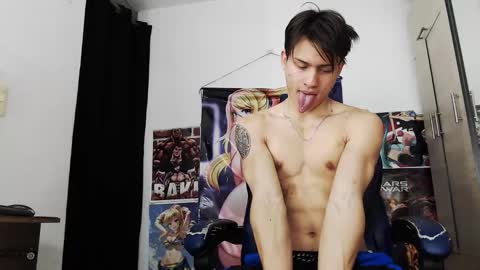 Snapshot of kanekixxxhot chatting on October 25, 1:51 pm andres online show from October 25, 1:51 pm