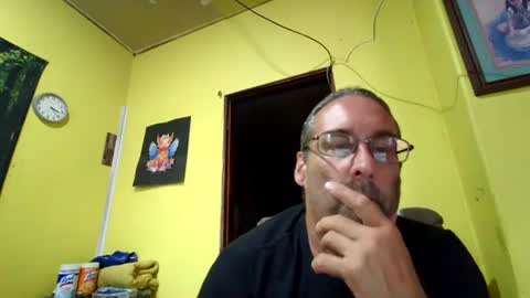 kansasfarmer1 online show from October 14, 8:20 pm