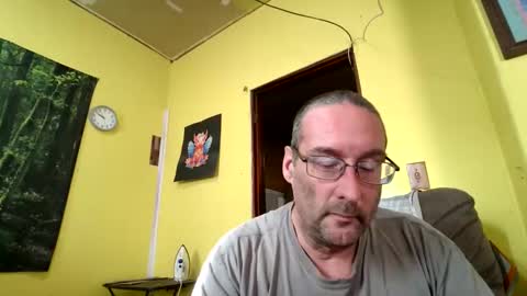 kansasfarmer1 online show from December 19, 3:52 pm