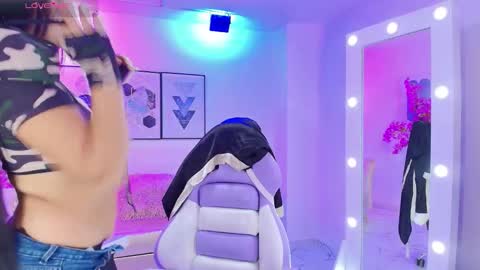 Snapshot of kaori_ayu chatting on October 10, 12:48 pm Kaori online show from October 10, 12:48 pm