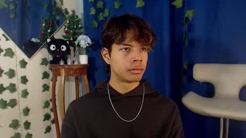 Kaori Matsui online show from December 4, 2:15 pm