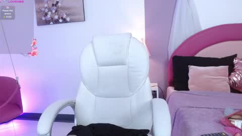 kaoryy_1 online show from April 20, 11:24 am