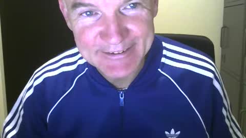 Snapshot of kapitein_rob chatting on December 17, 6:19 am Robbie online show from December 17, 6:19 am