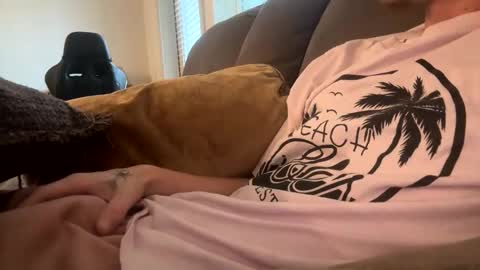 Snapshot of kaponeskynew chatting on November 2, 10:23 pm kaponeskyynew online show from November 2, 10:23 pm