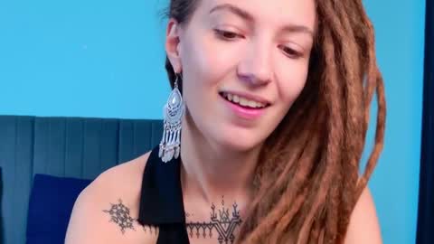 Snapshot of karatart chatting on October 19, 7:36 pm Kara online show from October 19, 7:36 pm