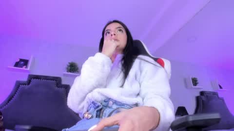 Karely online show from April 19, 12:04 pm