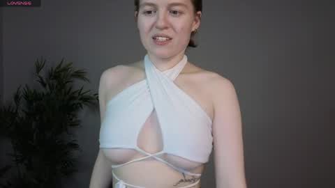 Karen online show from April 1, 1:41 pm