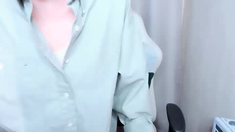 Karen online show from February 5, 9:47 am