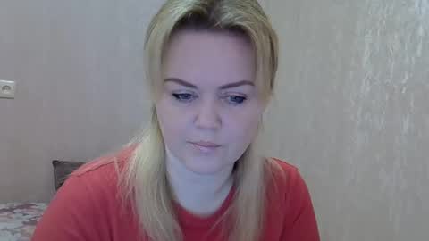 karennelsonx online show from March 5, 10:33 am