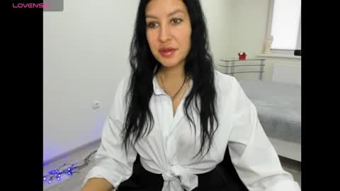 KarensVIP online show from December 20, 6:40 am