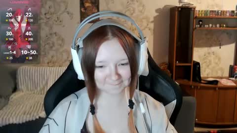 Snapshot of karicynthia chatting on October 7, 4:15 pm Lisa Backler online show from October 7, 4:15 pm