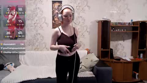 Snapshot of karicynthia chatting on October 28, 4:31 pm Lisa Backler online show from October 28, 4:31 pm