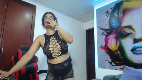 Snapshot of karime_sexygirl chatting on January 17, 10:34 pm Karime online show from January 17, 10:34 pm