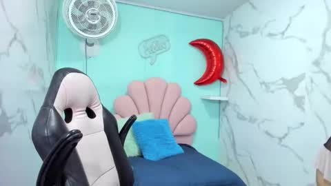 Snapshot of karime_sexygirl chatting on September 19, 11:11 am Karime online show from September 19, 11:11 am