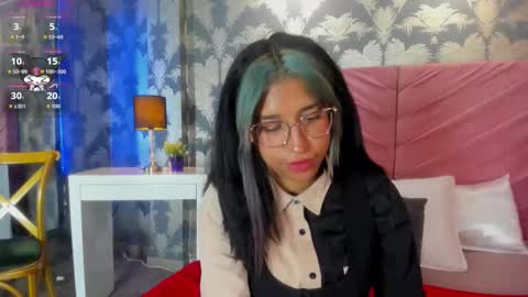 Snapshot of karin_ks chatting on November 19, 7:36 pm Karina online show from November 19, 7:36 pm