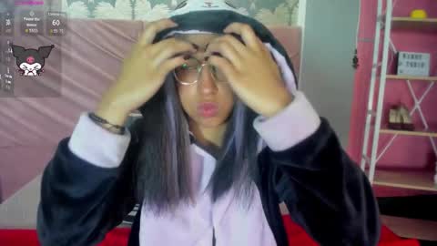 Snapshot of karin_ks chatting on December 5, 3:37 am Karina online show from December 5, 3:37 am