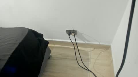 Snapshot of karina_aurora chatting on December 18, 3:23 am karina_aurora online show from December 18, 3:23 am