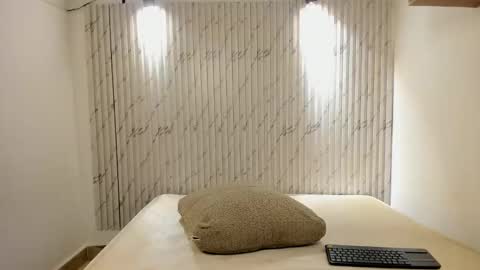 Snapshot of karina_aurora chatting on December 21, 5:14 am karina_aurora online show from December 21, 5:14 am