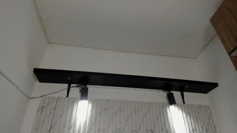 Snapshot of karina_aurora chatting on February 24, 3:26 am karina_aurora online show from February 24, 3:26 am