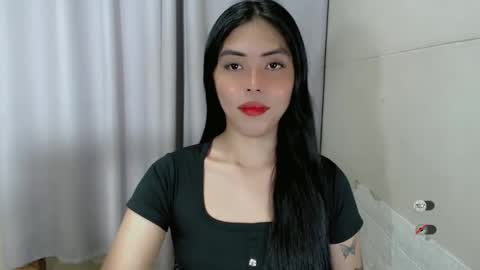 Snapshot of karina_fuckdoll chatting on January 31, 12:51 pm I AM BELLE online show from January 31, 12:51 pm