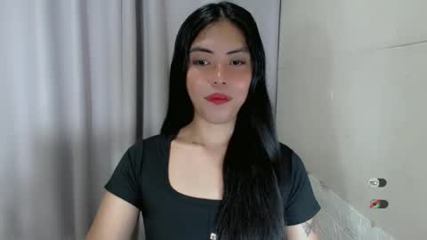 Snapshot of karina_fuckdoll chatting on February 1, 5:05 pm I AM BELLE online show from February 1, 5:05 pm