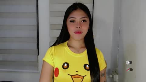 Snapshot of karina_fuckdoll chatting on October 28, 1:25 pm I AM BELLE online show from October 28, 1:25 pm