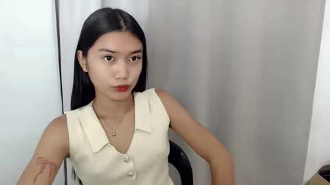 Snapshot of karina_goddess chatting on October 1, 8:09 am karina online show from October 1, 8:09 am