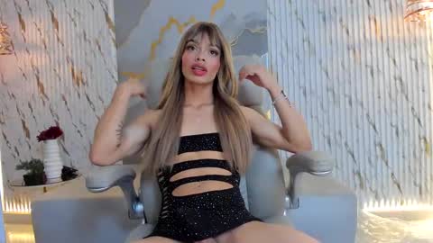 Snapshot of karinaadoll chatting on November 21, 8:40 pm Karina online show from November 21, 8:40 pm