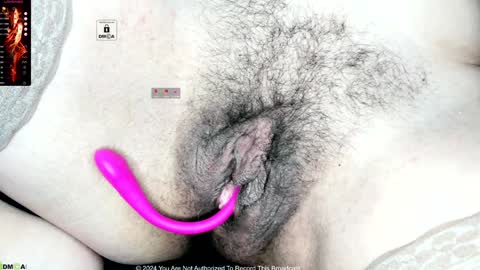 karinabrando online show from January 7, 11:48 am