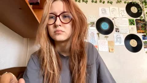 Karina online show from April 5, 8:22 am