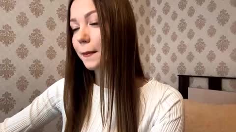 Violet online show from October 14, 3:40 am