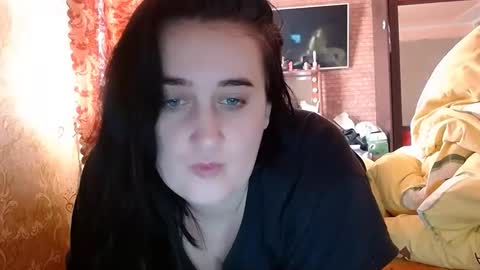 Snapshot of karinkabrunetka2 chatting on November 25, 10:15 am karinkabrunetka2 online show from November 25, 10:15 am