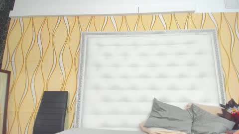 KARISSIA online show from January 13, 7:02 am