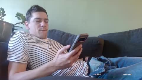 Snapshot of karl_mask chatting on November 24, 2:50 pm Karl online show from November 24, 2:50 pm