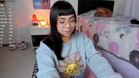 Snapshot of karla__1 chatting on February 16, 2:31 am Ill be on at sunday see u Lynn Could u help me to reach 100 Thmbs upp plssss Independent girl 3 online show from February 16, 2:31 am