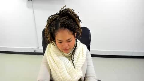 karla_cg online show from March 7, 8:22 pm