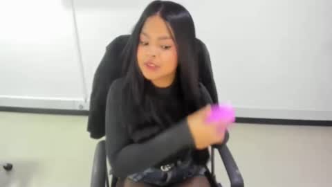 karla_cg online show from October 9, 7:56 pm