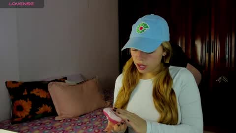 Karla online show from May 5, 2:58 pm