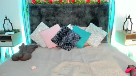 Karla Gonzaless online show from February 21, 7:15 pm