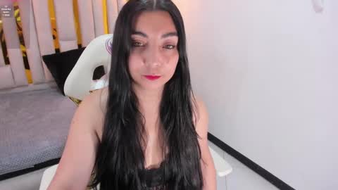 Snapshot of karla_hernandez chatting on January 5, 11:04 am Karla online show from January 5, 11:04 am
