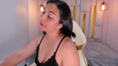 Snapshot of karla_hernandez chatting on February 6, 4:58 pm Karla online show from February 6, 4:58 pm