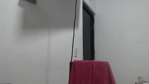 Snapshot of karla_lov2 chatting on October 10, 4:22 am karla_lov2 online show from October 10, 4:22 am