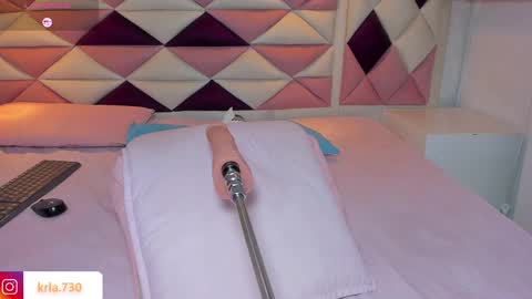 Snapshot of karla_wonderful chatting on February 15, 9:16 am karolina online show from February 15, 9:16 am